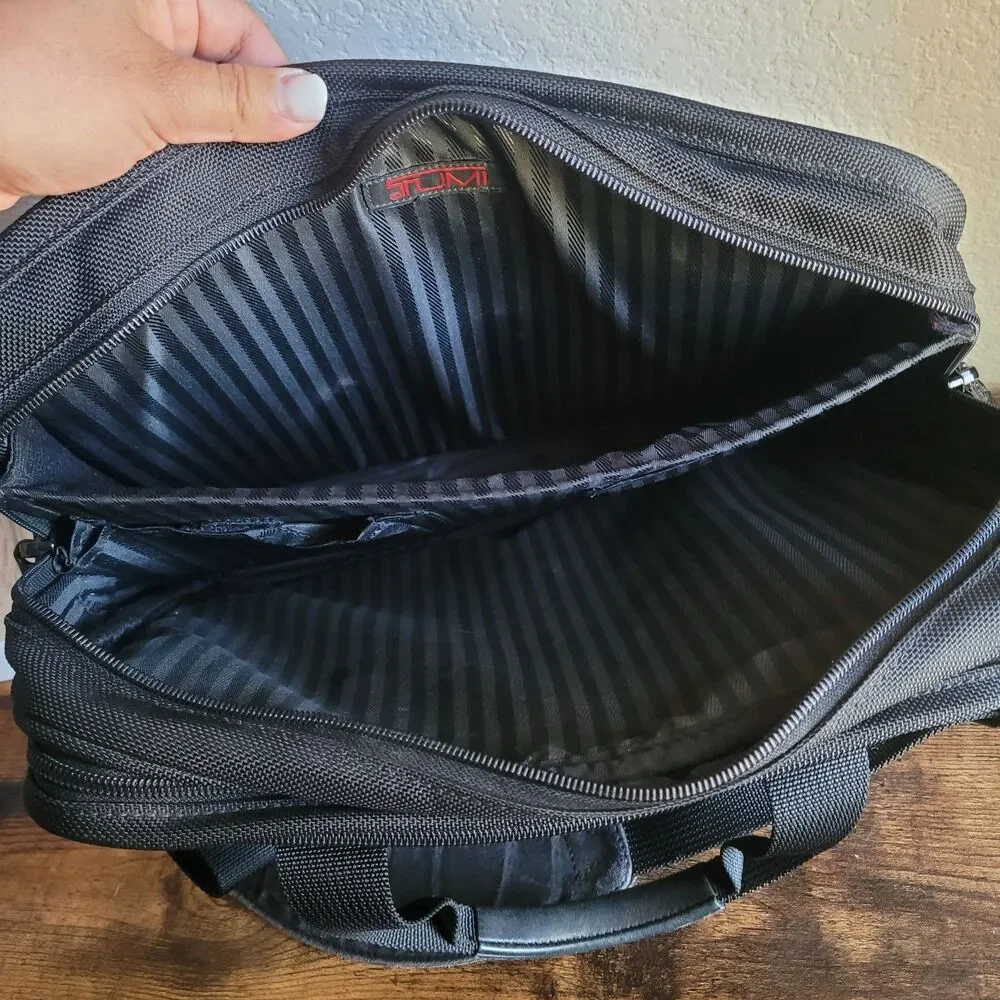 Tumi Ballistic Black Nylon Computer Laptop Briefcase 26111D4 14” x 10” x 3”